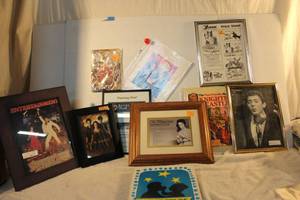 lot 75 image: Entertainment Memorabilia