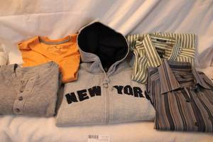 lot 54 image: Mens Clothes New York Hoodie, Tops, Dress shirts, see pictures