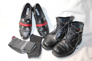 lot 35 image: Mens Shoes and socks Vintage black boots (very soft leather), Steve Madden Loafers with skulls size 10M