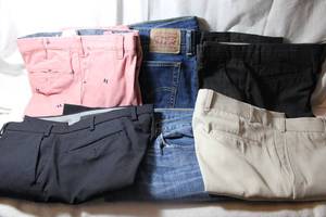 lot 43 image: Mens Clothes Pants and Jeans, see pictures for sizes