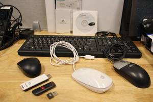 lot 36 image: Misc. Office Keyboard, Computer mice, Scan disk, TP-link, scanner mouse CD