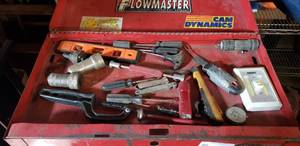 lot 9 image: Assortment of Tools on Top Shelf