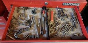 lot 29 image: Large Assortment of Bits