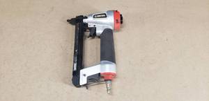 lot 42 image: Central Pneumatic 20ga Stapler