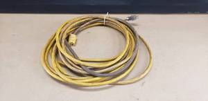 lot 43 image: 50ft 10ga Extension Cord
