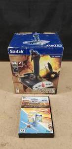 lot 92 image: Saitek Aviator Model AV8R-01 Joy Stick wFlight Simulator Game