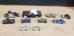 lot 97 image: Lot of Vintage Hotwheels & Diecast Cars