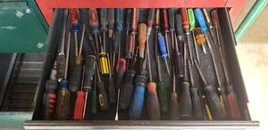 lot 132 image: Large Lot of Screwdrivers.  Aprrox 47 Pieces