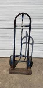 lot 138 image: Hand Truck