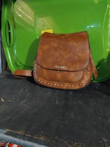 lot 195 image: Steve Madden Purse
