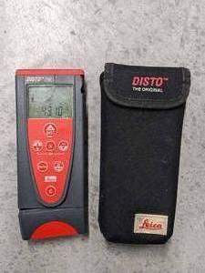 lot 13 image: Laser Distance Measure Meter Range Finder Leica Disto Lite