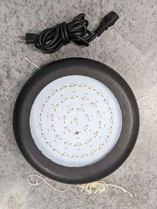 lot 67 image: 135W LED UFO Grow Light
