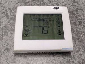 lot 99 image: Honeywell VisionPRO 8000 TH8110R1008 Thermostat