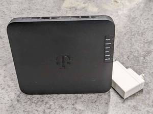 lot 107 image: T-Mobile Nokia SS2FII 4G LTE CellSpot V2 Femtocel Signal Booster