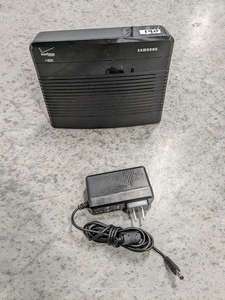 lot 190 image: Samsung 4G LTE Network Extender Verizon Wireless Cell Signal Booster SLS-BU103