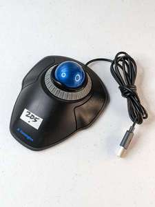 lot 205 image: Kensington Orbit Trackball Mouse with Scroll Ring (K72337)
