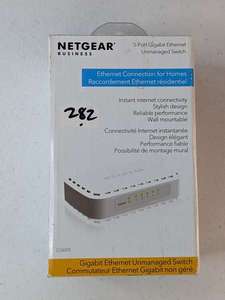 lot 282 image: NETGEAR GS605 5 Port Gigabit Ethernet Switch - New