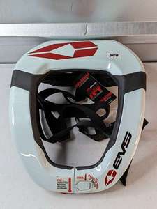 lot 304 image: Racing Collar Neck Brace - EVS R4 Support Protection For Youth - NEW
