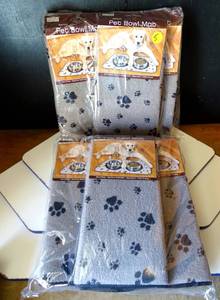 lot 5 image: 10 UNITS - NEW KITCHEN BASICS PET BOWL MATS (10X$)