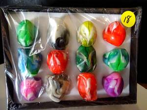 lot 18 image: ONE DOZEN - ACRYLIC ROCK STYLE RINGS - VARIOUS COLORS - NIB (12x$)