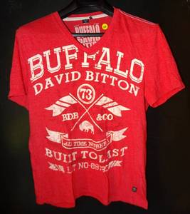lot 126 image: WOMENS BUFFALO DAVID BITTON V NECK T-SHIRT - SIZE MEDIUM
