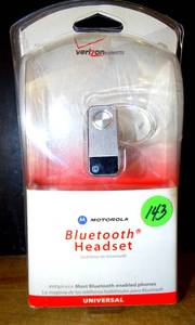 lot 143 image: NEWSEALED - VERIZON WIRELESS MOTOROLA BLUETOOTH HEADSET