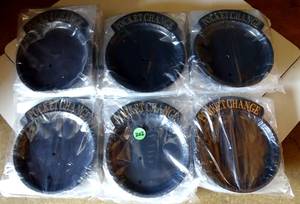lot 202 image: NEW LOT OF 24 - POCKET CHANGE TRAYS (6 PKS OF 4 X$)
