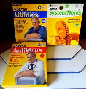 lot 221 image: ASSORTMENT OF VINTAGE NORTON COMPUTER SOFTWARE AS SHOWN