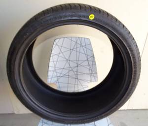 lot 243 image: EXCELLENT VERSATYRE CRX4000 - SIZE 24535ZR20