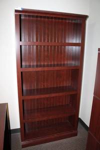 lot 46 image: 5-Shelf Bookcase - 36W x 12D x 6H