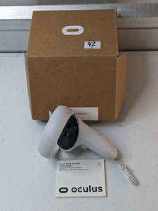 lot 42 image: Oculus Quest 2 Touch Controller