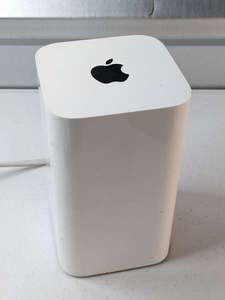 lot 43 image: Apple AirPort Extreme A1521 3-Port Gigabit Wi-Fi 802.11 AC Router w Power Cord