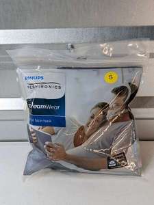 lot 105 image: NEW Philips RESPIRONICS Dreamwear full face mask - Small