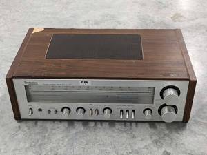 lot 134 image: Technics SA-300 Classic Stereo SA300 AMFM Analog Receiver Tuner - For Parts