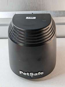 lot 149 image: PetSafe Stay & Play Wireless Fence Transmitter 300-3078 UNIT ONLY - No Power Supply