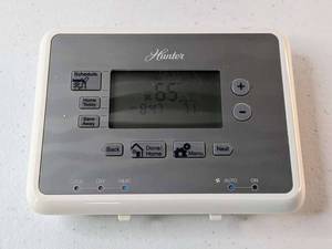 lot 155 image: Hunter Programmable Thermostat Home Comfort Digital 7 Day - Model 44377