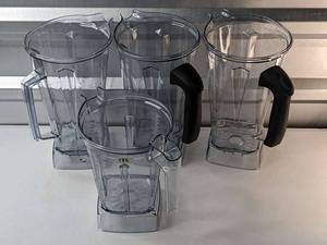 lot 186 image: Lot of 4 - Vitamix Containers Only - No Blade, No Top
