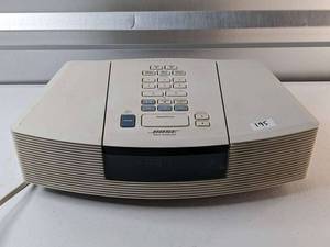 lot 195 image: Bose Wave Radio CD Player - No Remote