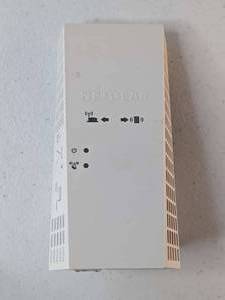 lot 223 image: Netgear EX6250 Plug In WiFi Mesh Range Extender