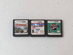 lot 258 image: Lot of 3 - Nintendo DS Games Word Jong, Arkanoid, Are you Smarter than a 5th Grader