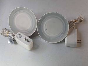 lot 282 image: Lot of 2 - Philips Hue Bloom Table Lamp White & Color Ambiance 72997