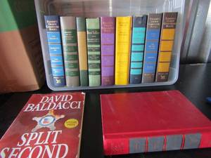 lot 43 image: lot of readers digest condensed books from 1994-2001