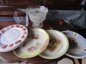lot 73 image: plate for sharing qty 2, crystal diamond cut fruit bowl,clear glass square bowl, various other plates