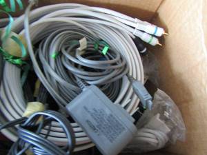 lot 171 image: lot of various phone and computer wires