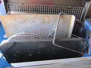 lot 217 image: baking sheets, griddles, cookie sheets, pizza pans and more