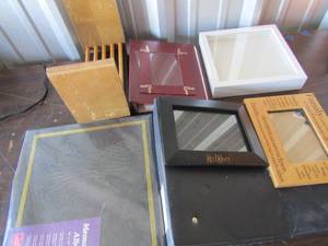 lot 220 image: lot of photo frames and photo books
