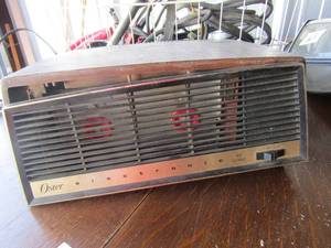 lot 227 image: Oster air cleaner used, unknown working condition
