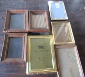 lot 253 image: lot of picture frames all empty various sizes