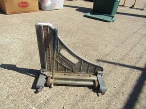 lot 285 image: Crain cutter tile cutter model A