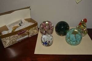 lot 72 image: Hand blown glass paper weights plus the Glass Sun with stand